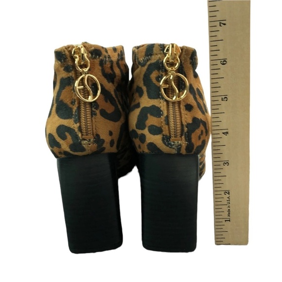 Franco Sarto Kortney Brown‎ Animal Print Suede Ankle Bootie Side Zip Women’s 9M - Picture 6 of 9